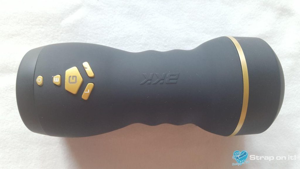 Virtual Reality Porno: BKK Cybersex Cup Masturbator von oben