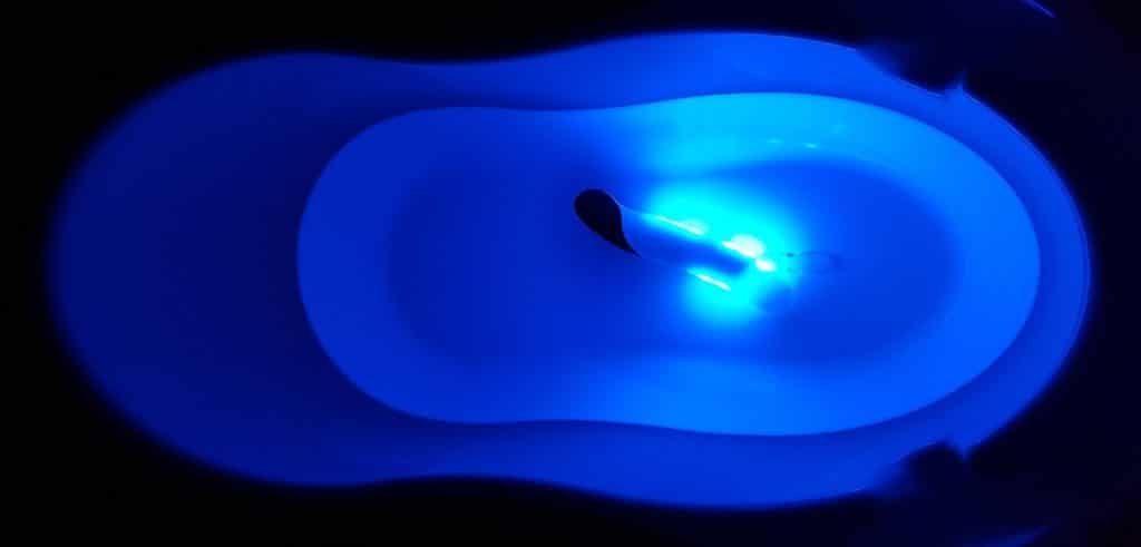 Silikon Vibrator iLyte im Vibrator Test: In der Badewanne